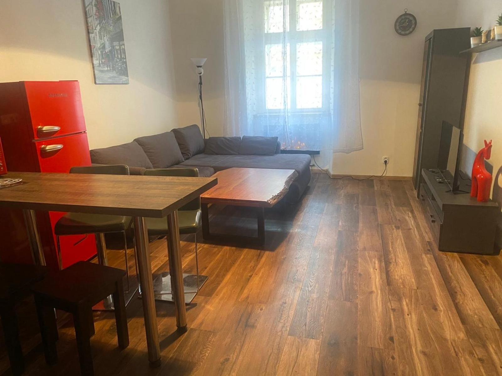 City Apartment Cheb Bagian luar foto