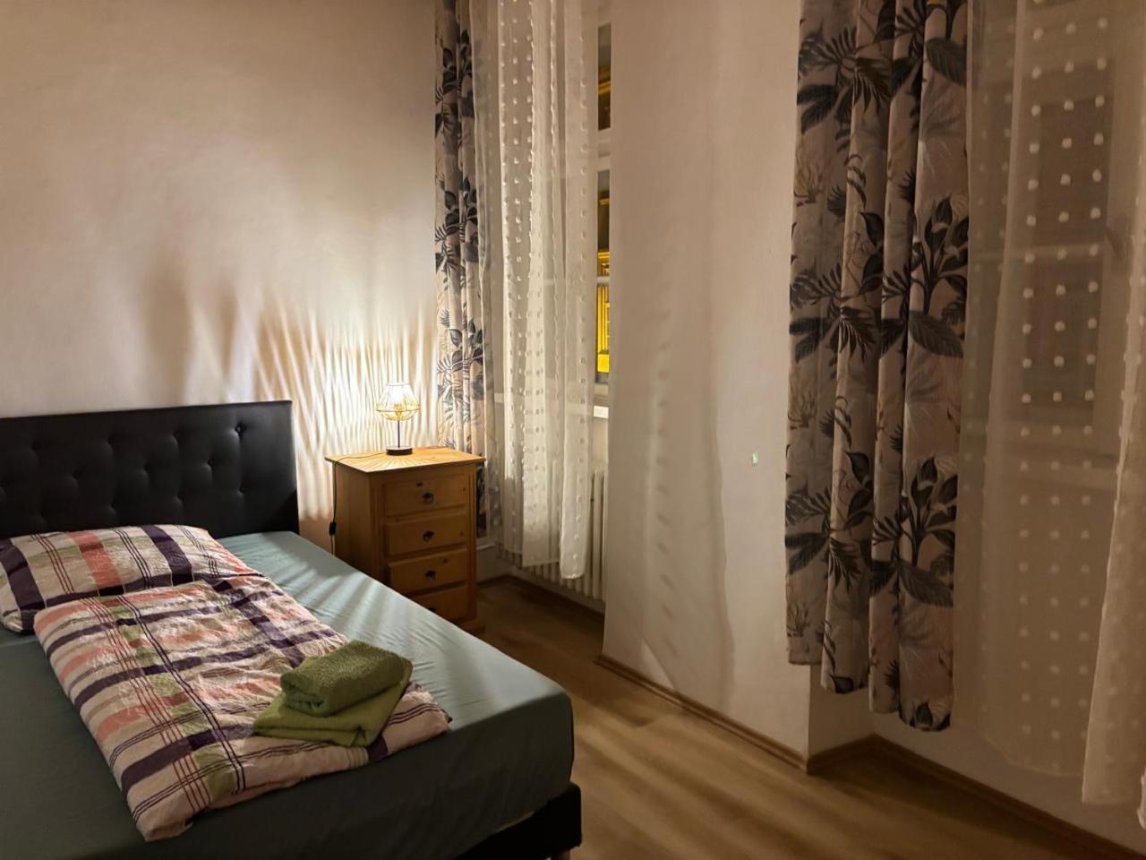 City Apartment Cheb Bagian luar foto